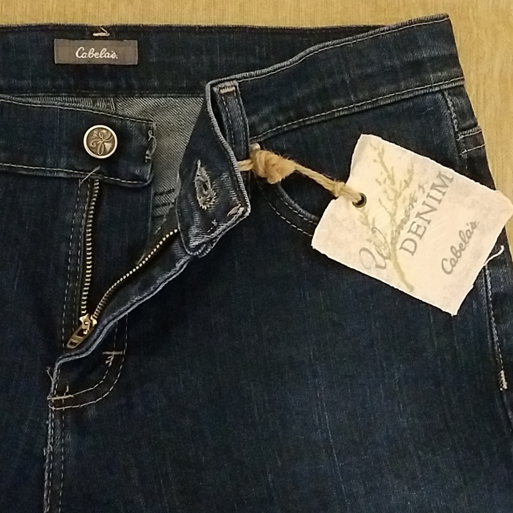Cabela's - 4 Short